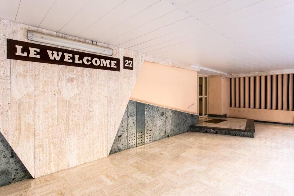 Nice Center - Bright Studio Balcony Wifi & Aircon公寓 外观 照片