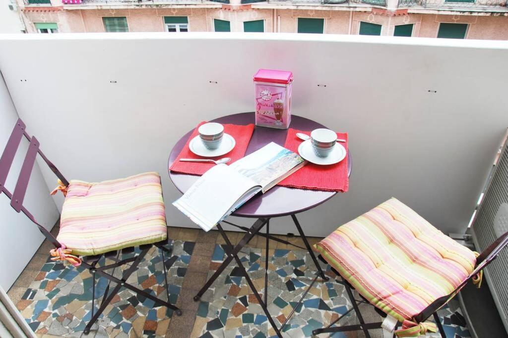 Nice Center - Bright Studio Balcony Wifi & Aircon公寓 外观 照片