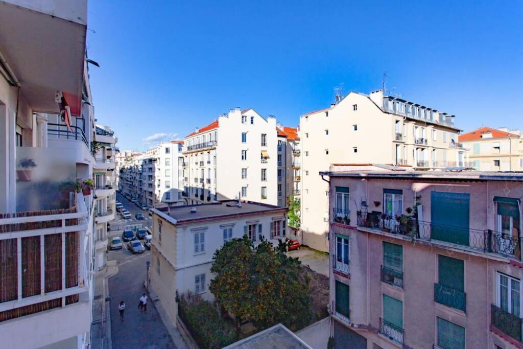 Nice Center - Bright Studio Balcony Wifi & Aircon公寓 外观 照片